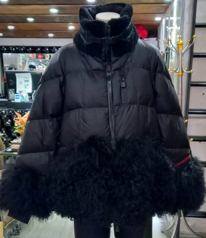 Chamarra Negra Impermeable Con Peluche En Mangas, Cuello y Cadera